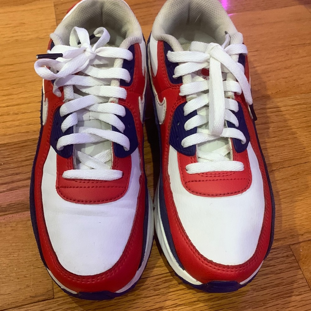 Air maxes
